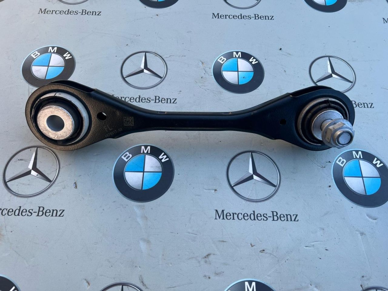 рычаг задний левый BMW 2023, 4.4 л., бензин, a96, полный привод, правый руль, 6878017 - фото №1