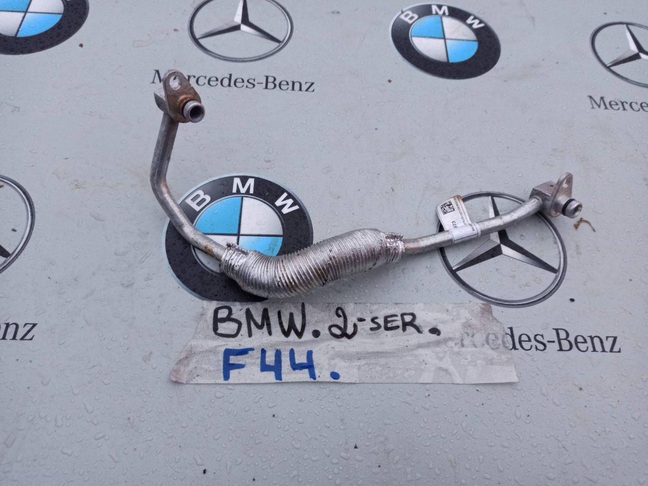 масляная трубка турбины BMW 2 серия F44 2020, 2.0 л., бензин, хетчбэк 5 дв., полный привод, 8629971 - фото №1