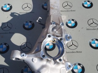 кулак поворотный левый BMW 2023, 4.4 л., бензин, a96, полный привод, правый руль, 6876655