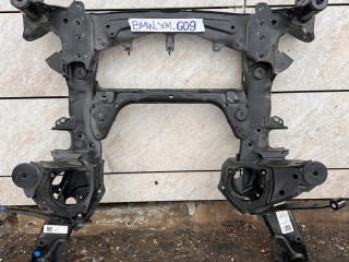 балка подвески передняя (подрамник) BMW XM G09 2023, 4.4 л., бензин, c5y, 6884852