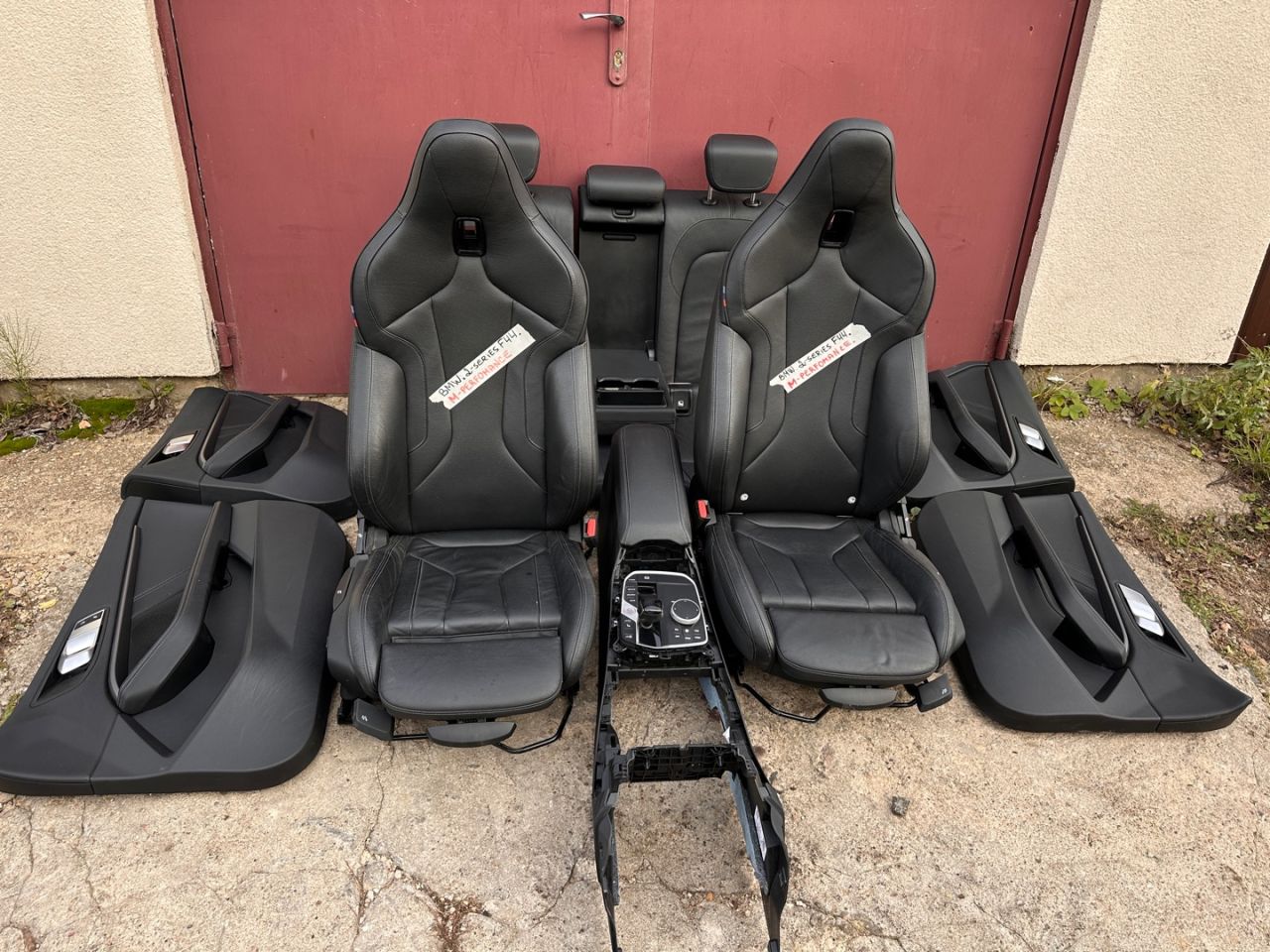 салон (комплект сидений) BMW 2 серия F44 2020, 2.0 л., бензин, хетчбэк 5 дв., полный привод - фото №1