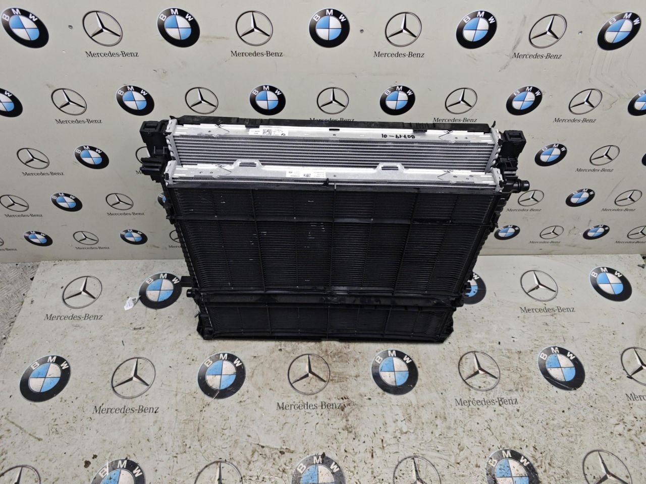 кассета радиаторов BMW 2023, 3.0 л., бензин, c4p, 5A57750, 8686173, 5A352F4, 5A352A9 - фото №1