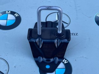 захватный крюк капота BMW iX I20 2024, 9879324