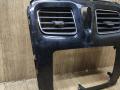 консоль салона Renault Logan 2 поколение [рестайлинг] 2018, 1.6 л., H4M 738, бензин, МКПП, седан, 682601883R, 682609827R, 682601960R, 682608350R, 687501077R, 687512103R - фото №2
