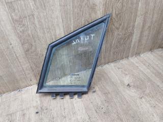 форточка передняя левая Toyota Corolla Verso 2 поколение AR10 2007, 2.2 л., дизель, МКПП, передний привод