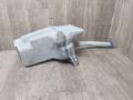 бачок омывателя Toyota Corolla Verso 2 поколение AR10 2007, 2.2 л., дизель, МКПП, передний привод - фото №7