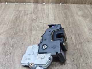 замок двери передней правой Nissan Maxima A33 2002, 3.0 л., бензин, АКПП, седан