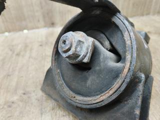 подушка крепления двигателя Toyota Carina E 1 поколение T190 1995, 1.8 л., 7A-FE, бензин, МКПП, универсал, передний привод