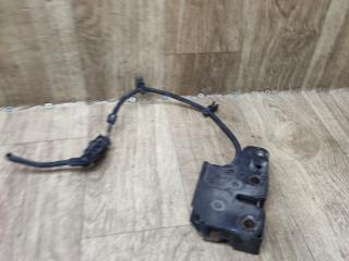 замок капота Volkswagen Touran 1 поколение 2004, 2.0 л., BMM, дизель, МКПП, минивэн