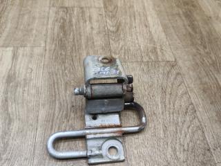 петля двери Volkswagen Touran 1 поколение 2004, 2.0 л., BMM, дизель, МКПП, минивэн, 1T0831411A