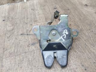 замок багажника Toyota Carina E 1 поколение T190 1995, 1.8 л., 7A-FE, бензин, МКПП, седан