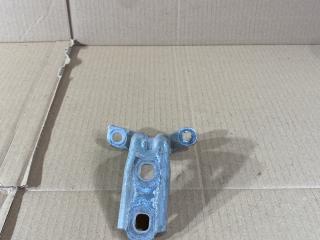 петля двери Opel Astra J 2011, 1.3 л., дизель, МКПП, хетчбэк 5 дв.