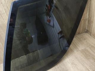 стекло кузовное боковое правое Mercedes-Benz M-Класс W163 2001, 3.2 л., бензин, АКПП, внедорожник 5 дв.