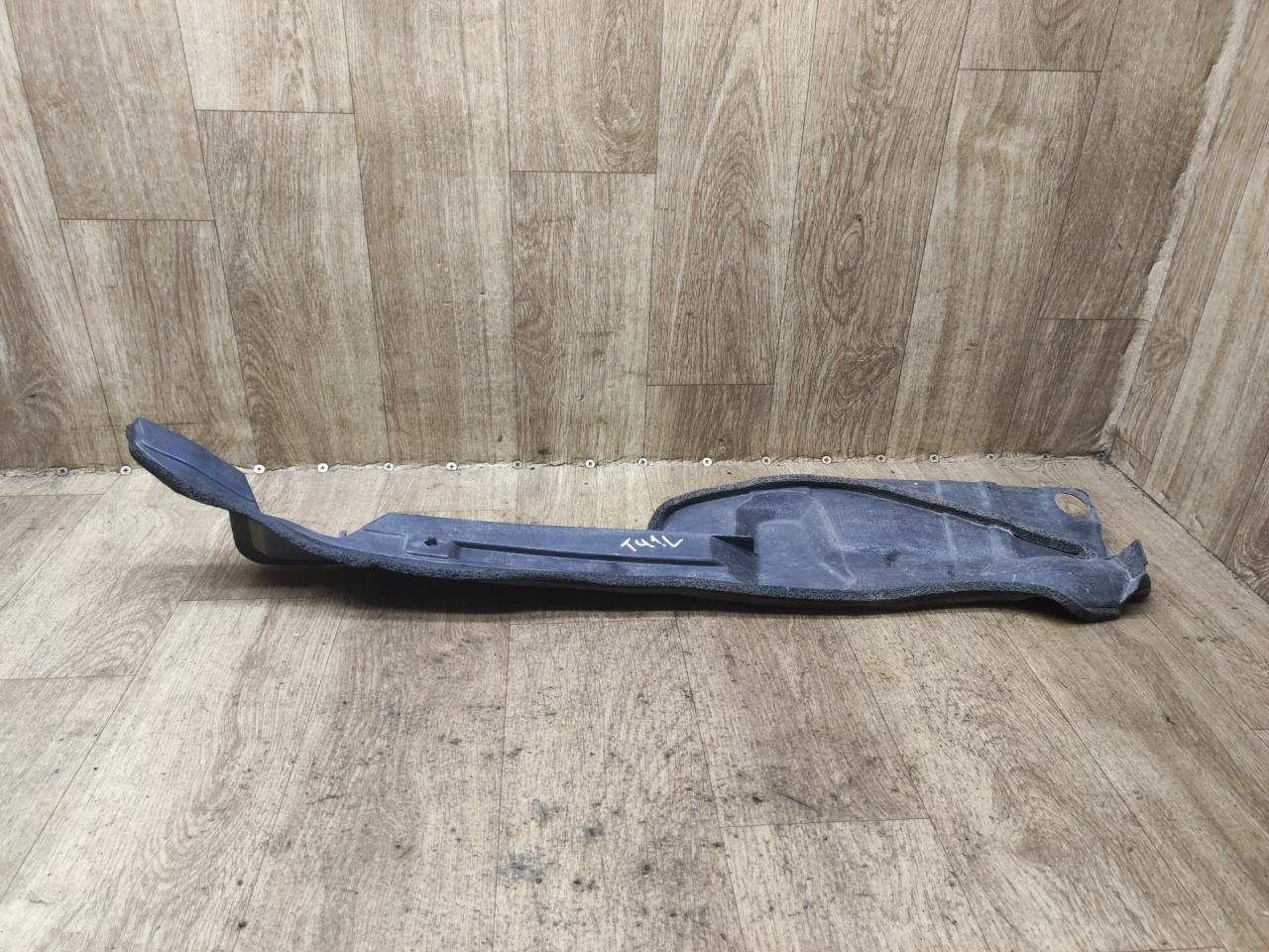 дождевик Toyota Corolla Verso 2 поколение AR10 2007, 2.2 л., дизель, МКПП, передний привод, 53837-0F010 - фото №1
