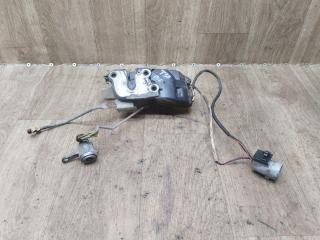 замок двери передней левой Toyota Carina E 1 поколение T190 1995, 1.8 л., 7A-FE, бензин, МКПП, седан