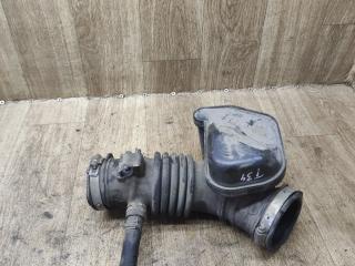 патрубок воздушного фильтра Nissan Almera N16 2003, 1.5 л., QG15DE, бензин, МКПП, хетчбэк 5 дв.