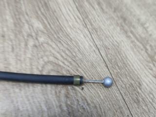 трос капота Volkswagen Passat B6 2008, 2.0 л., дизель, МКПП, универсал, 3C1823531