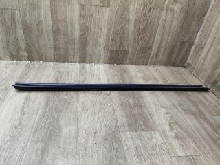 молдинг стекла Mercedes-Benz M-Класс W163 2001, 3.2 л., бензин, АКПП, внедорожник 5 дв.