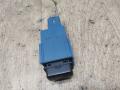 кнопка обогрева заднего стекла Toyota Carina E 1 поколение T190 1995, 1.8 л., 7A-FE, бензин, МКПП, седан - фото №2