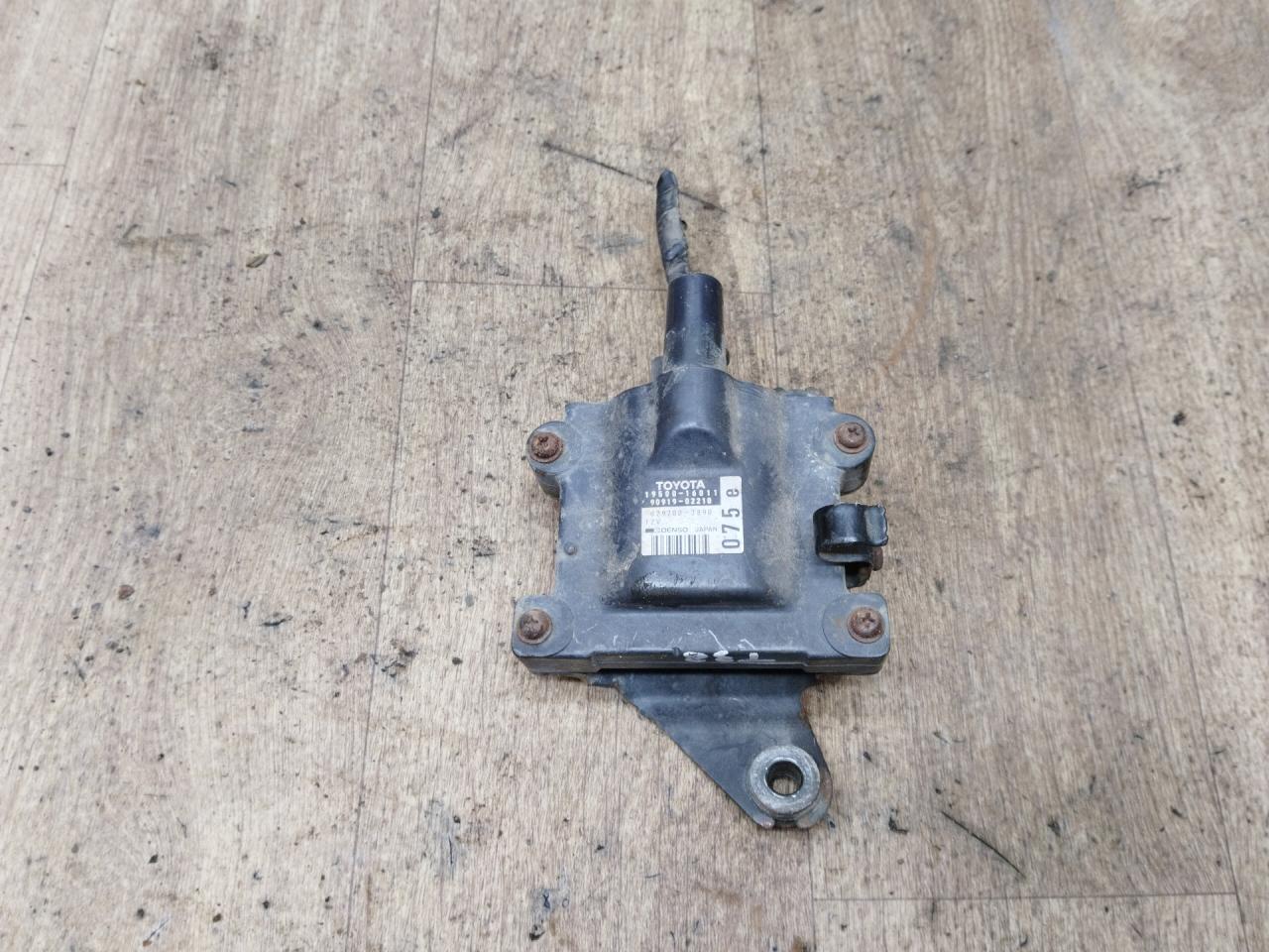 катушка зажигания Toyota Carina E 1 поколение T190 1995, 1.8 л., 7A-FE, бензин, МКПП, седан, 90919-02210, 029700-7890, 19500-16011 - фото №1