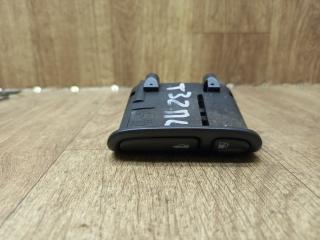 кнопка открытия багажника Nissan Maxima A33 2002, 2.0 л., VQ20DE, бензин, АКПП, седан