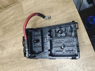 блок предохранителей Opel Astra J 2011, 11000139, 13318782