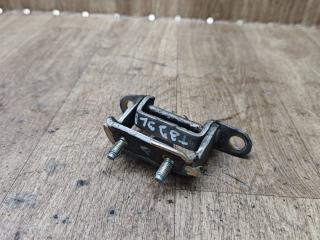 петля двери Nissan Maxima A33 2002, 3.0 л., бензин, АКПП, седан