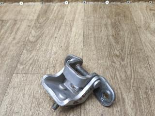 петля двери Mercedes-Benz M-Класс W163 2001, 3.2 л., бензин, АКПП, внедорожник 5 дв.