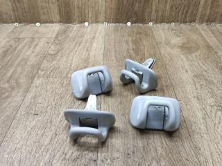 крючок для одежды Mercedes-Benz M-Класс W163 2001, 3.2 л., бензин, АКПП, внедорожник 5 дв.