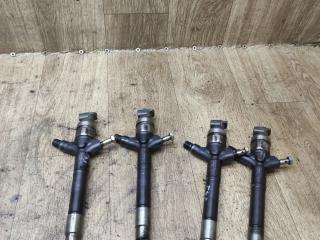 форсунка Toyota Corolla Verso 2 поколение AR10 2007, 2.2 л., дизель, МКПП, передний привод, 23670-0R180