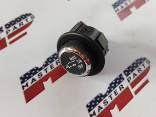 кнопка открытия багажника Buick Envision 2 поколение 2021, 2.0 л., бензин, АКПП, красный, внедорожник 5 дв., передний привод, 39150414