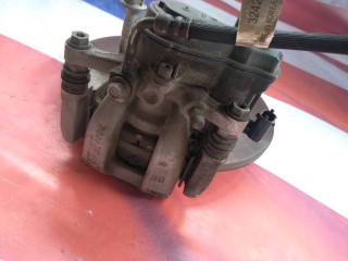 суппорт задний левый Chevrolet Equinox 3 поколение 2018, 1.5 л., бензин, АКПП, внедорожник 5 дв.