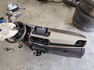 панель передняя салона (торпедо) Nissan Rogue T33 2022, 2.5 л., бензин, АКПП, белый, передний привод
