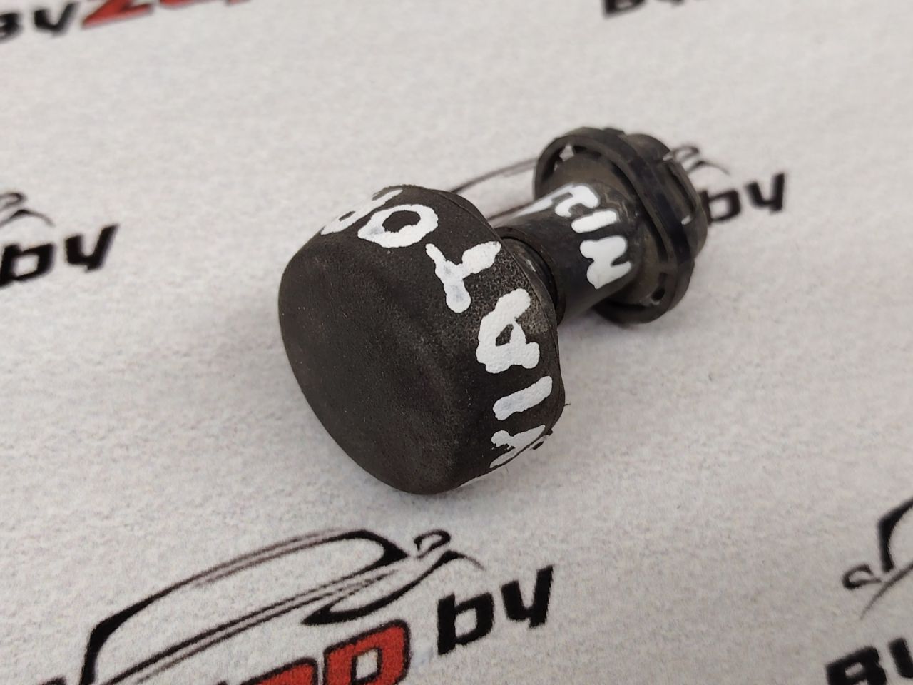 отбойник капота Lincoln Aviator 2 поколение 2020, 3.0 л., бензин, АКПП, белый, внедорожник 5 дв., полный привод - фото №1