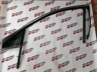 молдинг двери передней левой Cadillac XT6 1 поколение 2020, 3.6 л., бензин, АКПП, черный, внедорожник 5 дв., передний привод