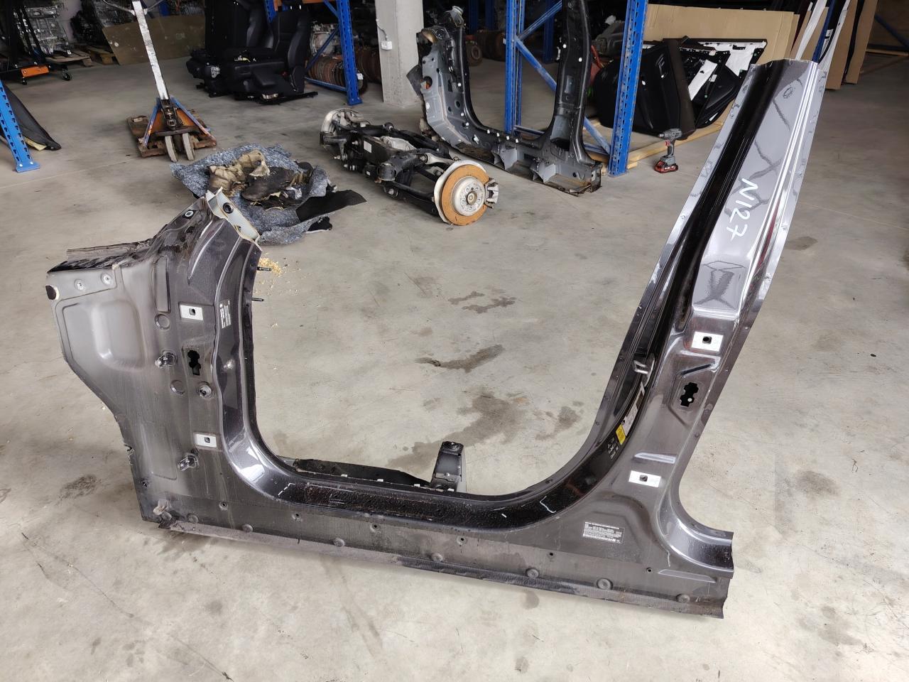 четверть передняя левая BMW X3 G01 2020, 2.0 л., B46 B20 B, бензин, АКПП, черный, внедорожник 5 дв., полный привод - фото №1