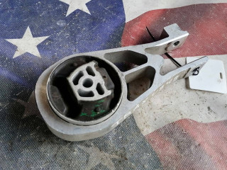 подушка крепления двигателя Chevrolet Trax 2 поколение 2023, 1.2 л., бензин, АКПП, внедорожник 5 дв., 60005917