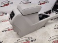 подлокотник Volkswagen Tiguan Allspace 1 поколение [рестайлинг] 2023, 2.0 л., бензин, АКПП, синий, внедорожник 5 дв., полный привод - фото №7