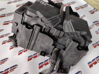 блок предохранителей Buick Envision 2 поколение 2021, 2.0 л., бензин, АКПП, красный, внедорожник 5 дв., передний привод, 84137411