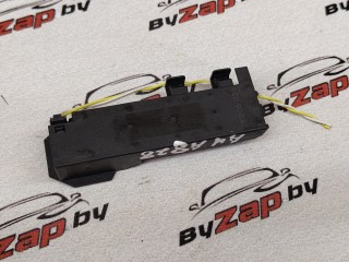 Антенна системы комфортного доступа Audi A4 B9 2019, 2.0 л., бензин, АКПП, серый, седан, полный привод, 4M0907247A