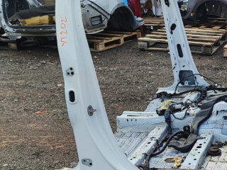 Стойка кузовная центральная правая Ford Explorer 6 поколение U625 2020, 2.3 л., бензин, АКПП, внедорожник 5 дв.