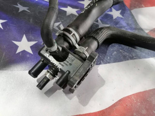 фланец (тройник) системы охлаждения Lincoln Corsair 1 поколение 2021, 2.0 л., бензин, АКПП, внедорожник 5 дв.