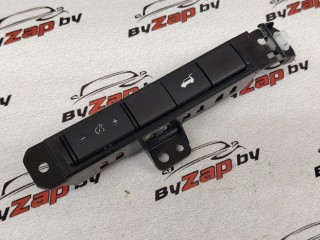 кнопка открытия багажника Nissan Rogue T33 2022, 1.5 л., бензин, АКПП, черный, внедорожник 5 дв., передний привод