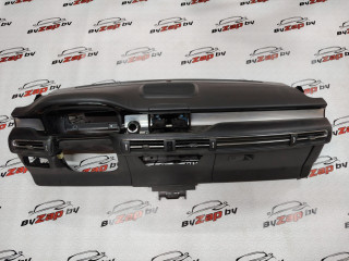 панель передняя салона (торпедо) Lincoln Corsair 1 поколение 2020, 2.0 л., бензин, АКПП, серый, внедорожник 5 дв., передний привод