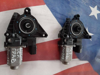 моторчик стеклоподъемника передний правый Chrysler Pacifica RU 2019, 3.6 л., бензин, АКПП, минивэн