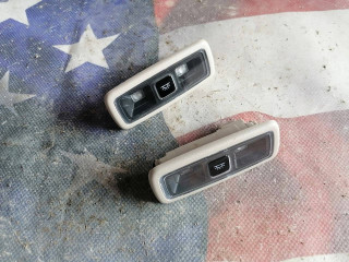 фонарь салона (плафон) Lincoln Corsair 1 поколение 2021, 2.0 л., бензин, АКПП, внедорожник 5 дв.