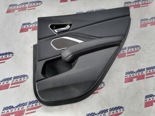 обшивка двери задняя правая Acura RDX 3 поколение 2019, 2.0 л., VTEC, бензин, АКПП, тёмно-серый, внедорожник 5 дв., передний привод