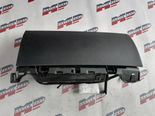 бардачок Tesla Model 3 1 поколение [рестайлинг] Highland 2023, электро, АКПП, серый, седан, задний привод, 1083331