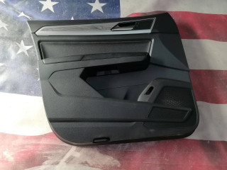 обшивка двери передняя левая Volkswagen Atlas Cross Sport 1 поколение 2020, 2.0 л., бензин, АКПП, внедорожник 5 дв.