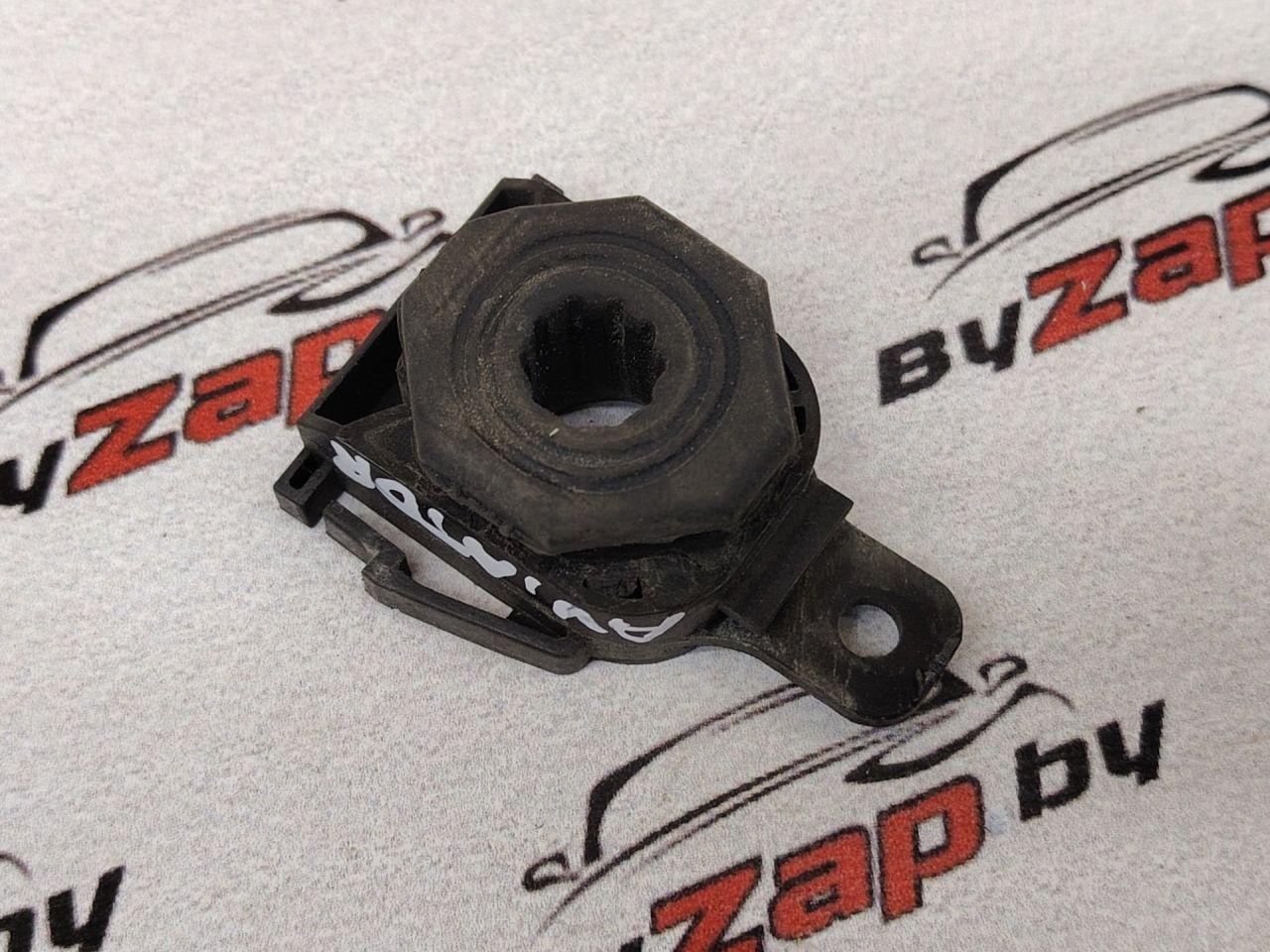 отбойник капота Lincoln Aviator 2 поколение 2020, 3.0 л., бензин, АКПП, белый, внедорожник 5 дв., полный привод - фото №1